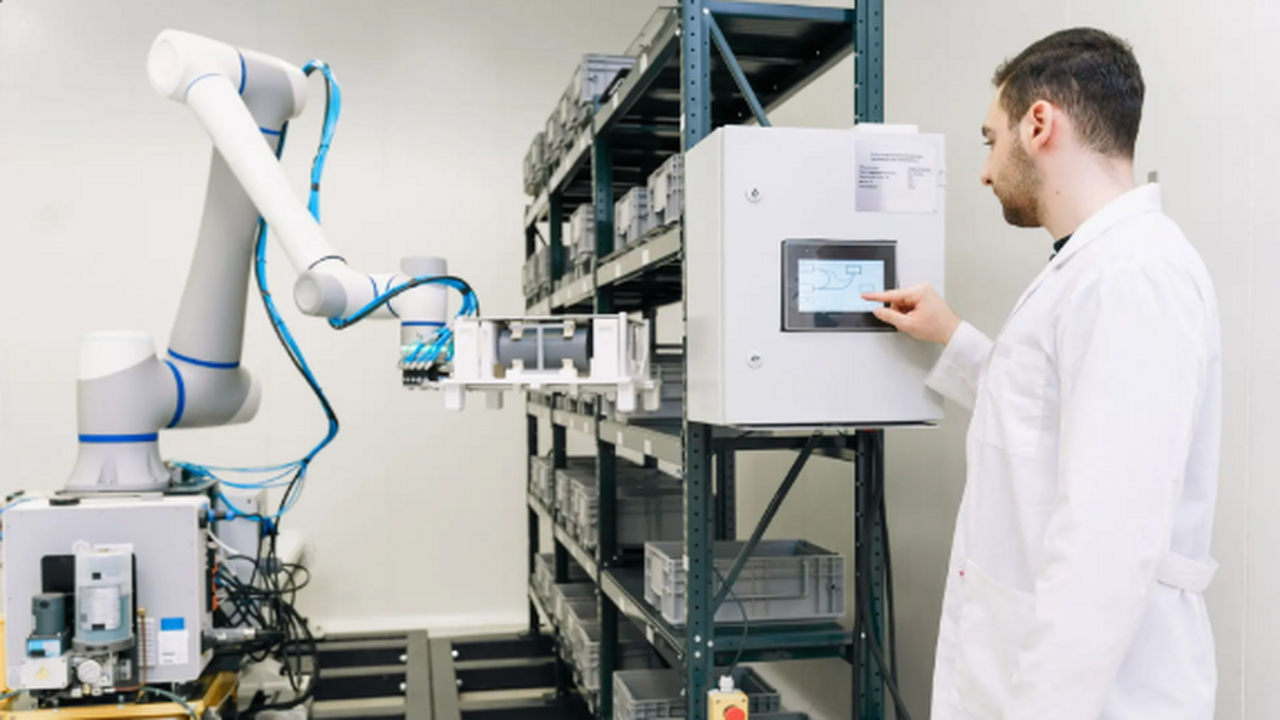 Вячеслав Федорищев поздравил жителей области с ...