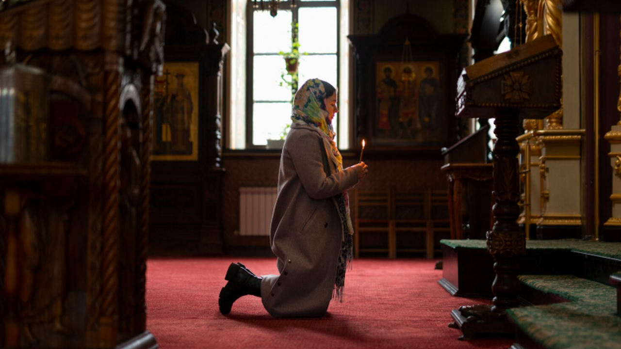 Депутат Иванов: святителю Тарасию молятся для исцеления и помощи Православные молятся святителю Тарасию о здоров...