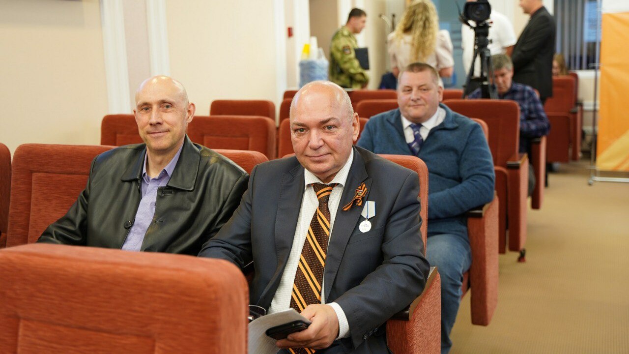Участники первого потока «Школы героев» защищают свои проекты Сегодня ветераны специальной военной операции -...