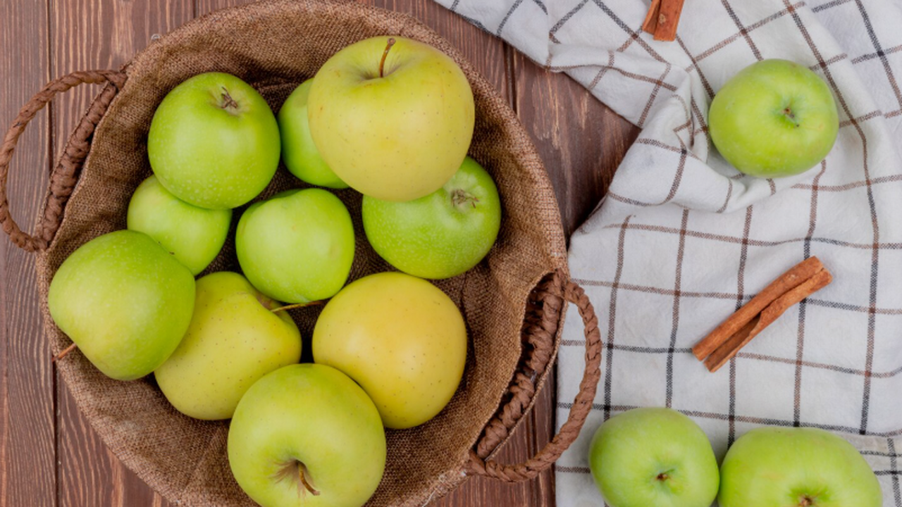 Кверцетин из яблок и лука помогает замедлить старение и защитить сердце Кверцетин обладает выраженными антиоксидантными...