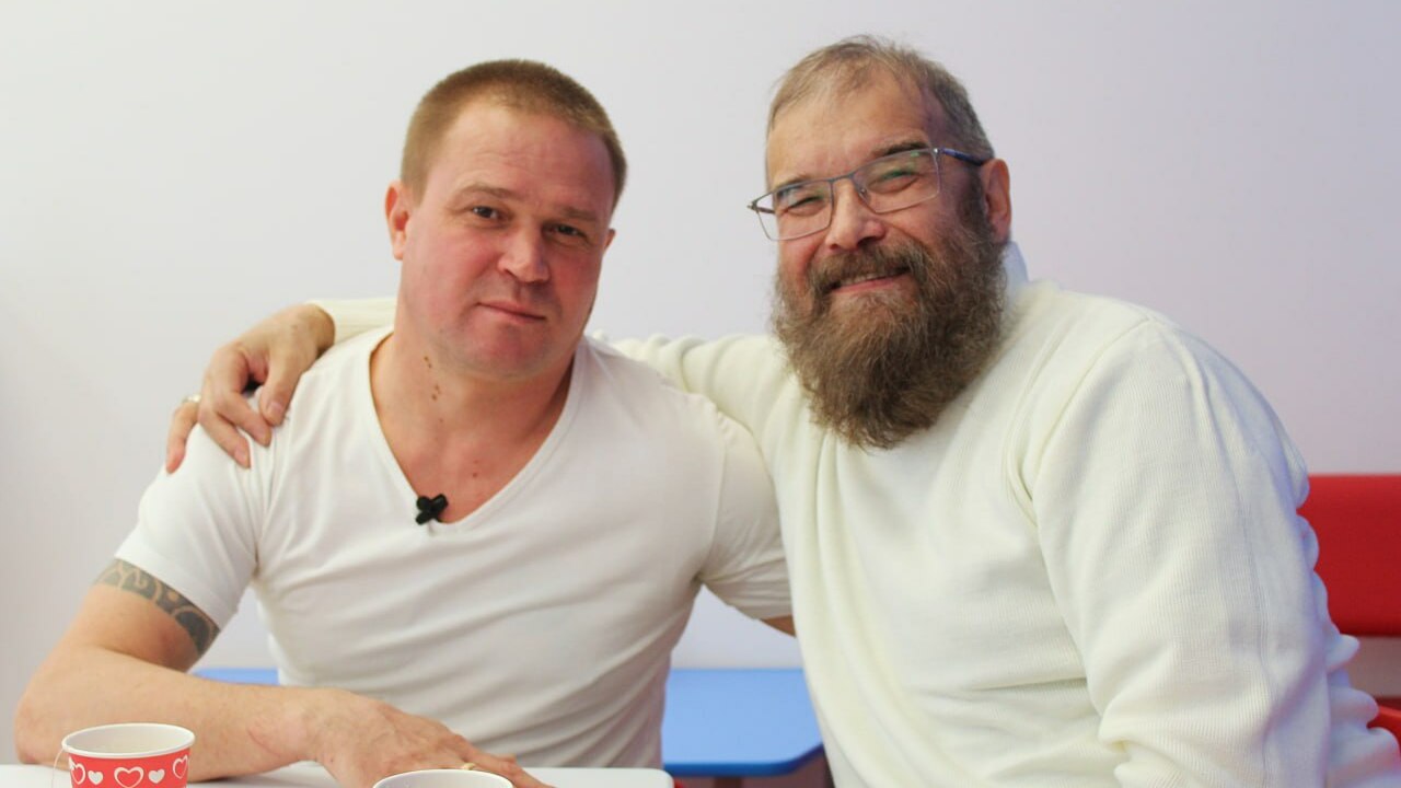 Самарец Рамиль Сафуров встретился с Павлом  Вол...