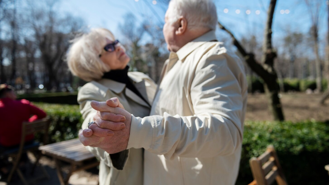 Гарвард: у людей 50–70 лет кетодиета усилила кровоток и BDNF В небольшой работе Гарвардского университета с ...