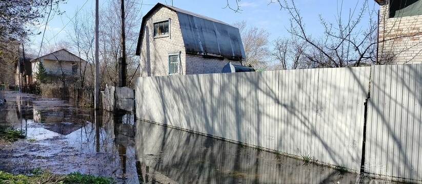 В Самаре на 18:00 18 апреля уровень воды в гран...