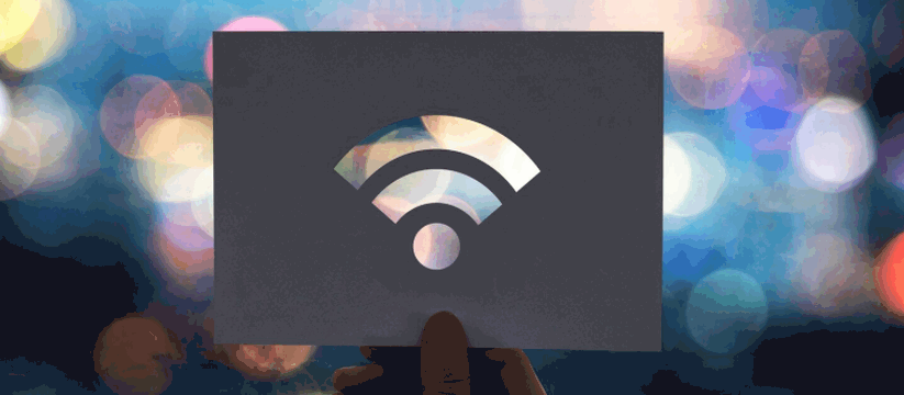 В Самаре мошенники расклеивают поддельные QR-коды для Wi-Fi В Самаре мошенники расклеивают поддельные QR-ко...