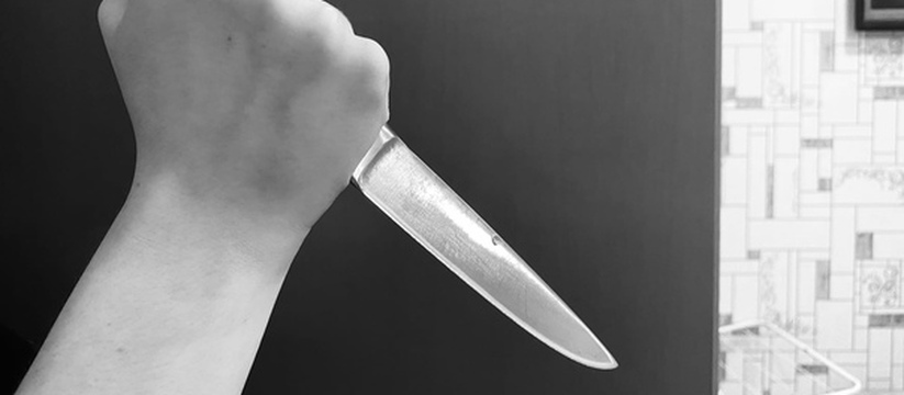 Воткнул нож в спину: В Самаре школьник порезал своего одноклассника В Самаре школьник порезал своего одноклассника