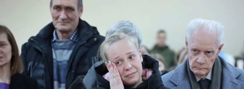 Родные побывавших в Макеевке военных из Самарской области связались с ними по телемосту Родные побывавших в Макеевке военных из Самарск...