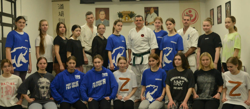 В Самаре прошла первая тренировка по каратэ для девушек-волонтеров "Единой России"