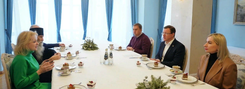 Губернатор Дмитрий Азаров 14 января встретился с членами Комитета семей воинов Отечества