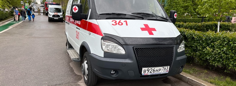 Футбольные ворота насмерть придавили 10-летнюю школьницу в Подмосковье
