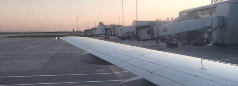 Самолет с 77 пассажирами в Самару экстренно сел в Новосибирске 28 июня 2022 года
