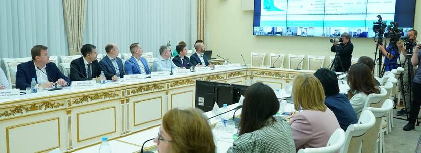 Дмитрий Азаров в июле 2022 года дал старт всероссийскому форуму управленцев