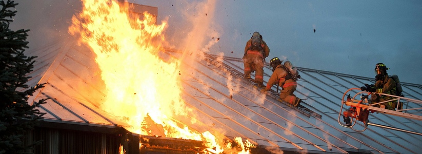 В Тольятти 24 ноября произошел пожар на заброшенном заводе ОАО "Фосфор"