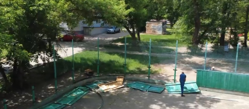 В Тольятти до зимы отремонтируют девять хоккейных кортов во дворах Срок завершения ремонта части объектов установл...
