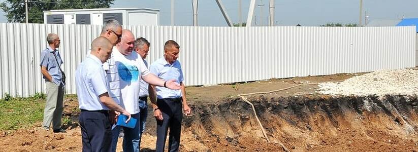 «Партийный десант» в Кошкинском районе проверил систему водоснабжения села Орловка