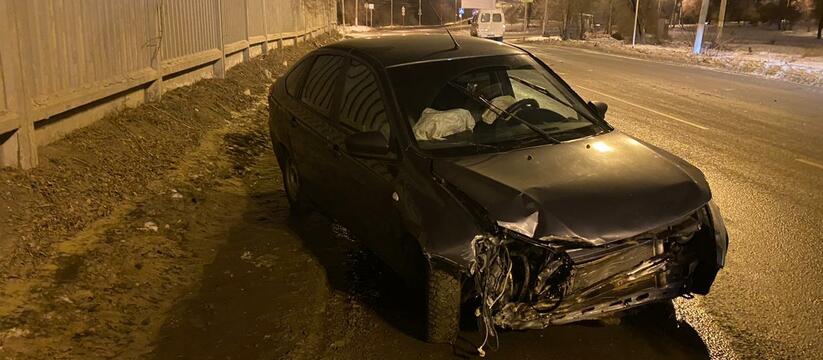 В Тольятти пьяный водитель врезался в стену и лишился автомобиля