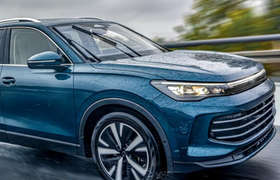 В РФ стартовали продажи новых кроссоверов Volks...