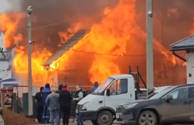 В Самарской области внезапно вспыхнул целый дом...