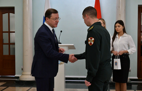 Дмитрий Азаров вручил государственные награды отличившимся жителям Самарской области