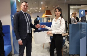 ВТБ открыл обновленный офис в железнодорожном р...